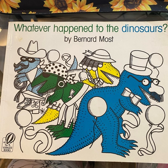 Used children’s paperback edition book - Picture 1 of 1